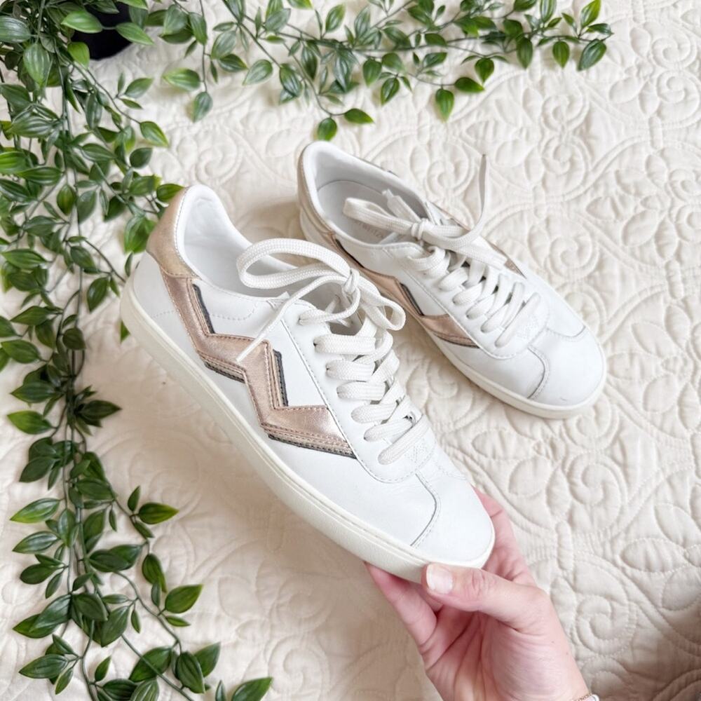 Stuart Weitzman Daryl II Leather Sneakers Sz 6.5